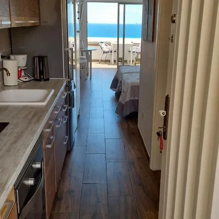 Lägenhet Vv Casafaromar Oceanfront Air Conditioning