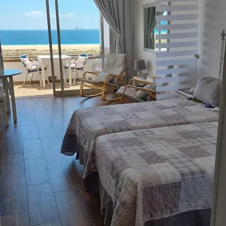 Vv Casafaromar Oceanfront Air Conditioning