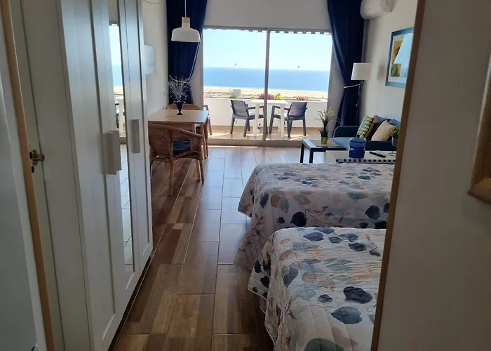 Vv Casafaromar Oceanfront Air Conditioning